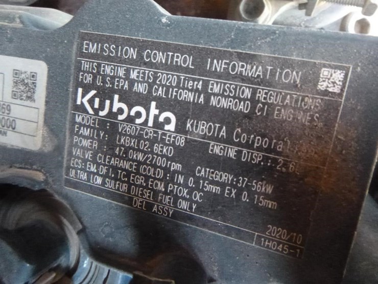 2020-kubota-ssv65-image-30