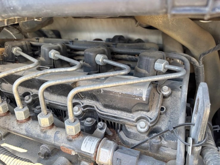 2018-bobcat-s595-image-46