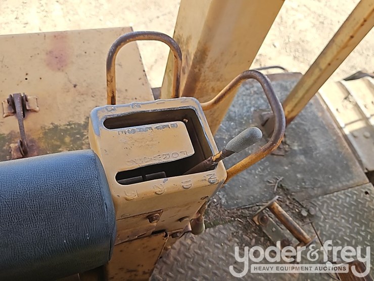 caterpillar-d8h-image-32