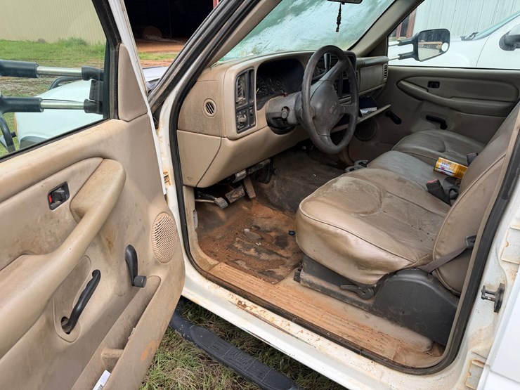 #521-•-#521-•-2001-gmc-sierra-pickup-truck-image-10