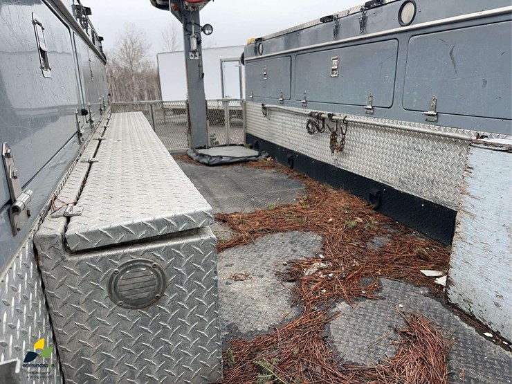 2006-international-7400-image-16