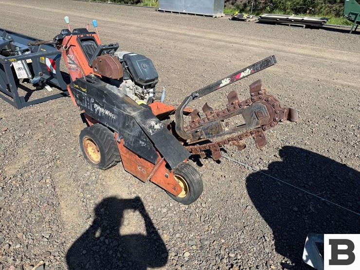 ditch-witch-1020-image-5