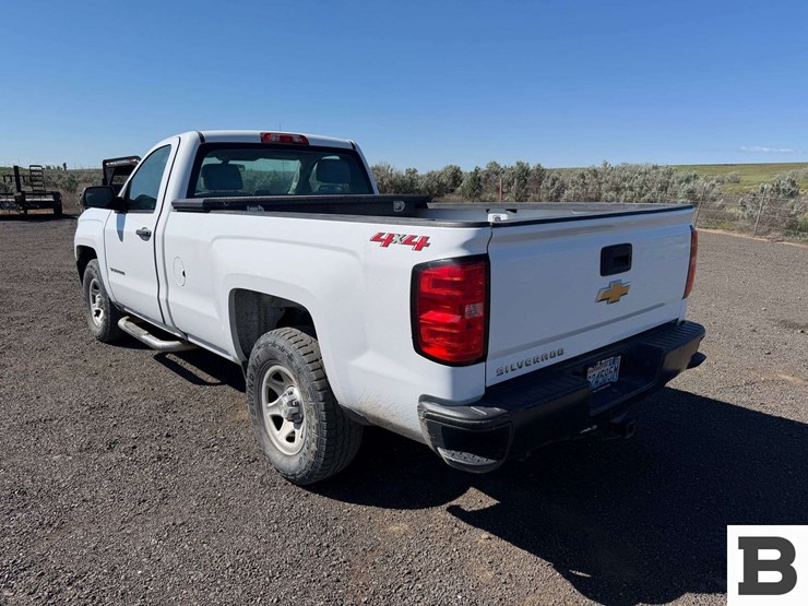2018-chevrolet-silverado-1500-image-4