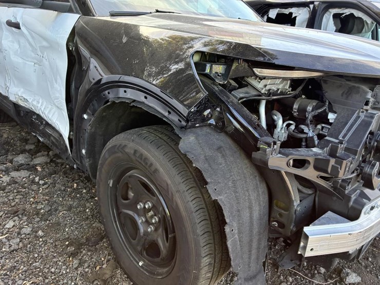 2022-ford-explorer-police-interceptor-image-8