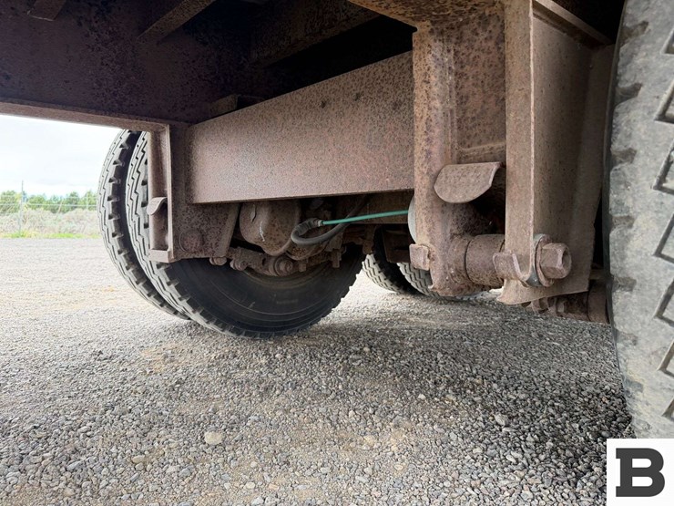 1976-fruehauf-flatbed-image-19