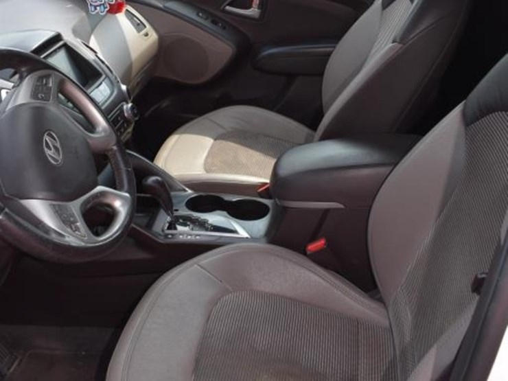 2013-hyundai-tucson-image-6