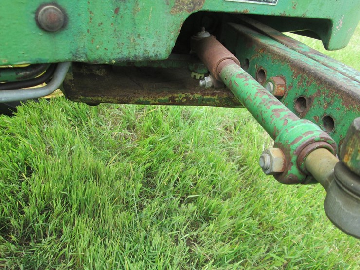 1976-john-deere-2040-image-16