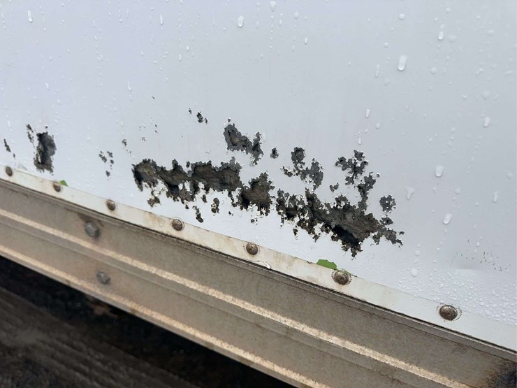 2020-hino-195-image-19