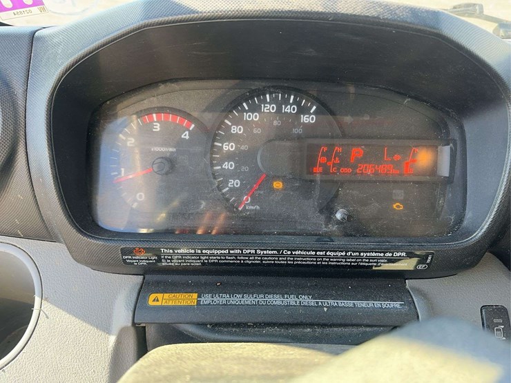 2020-hino-195-image-25