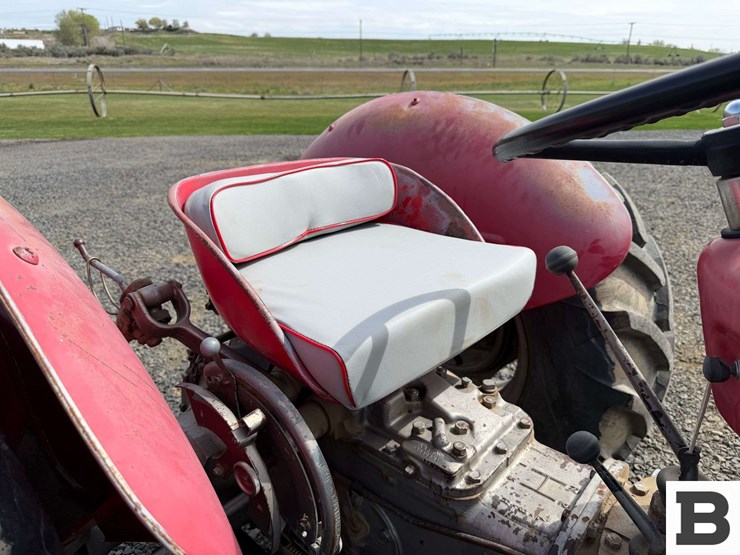 1958-massey-ferguson-to35-image-33