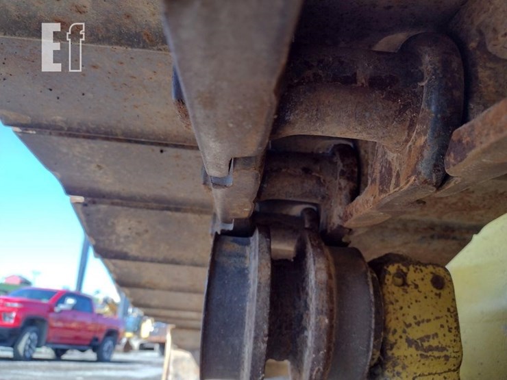 2013-komatsu-d39px-23-image-14