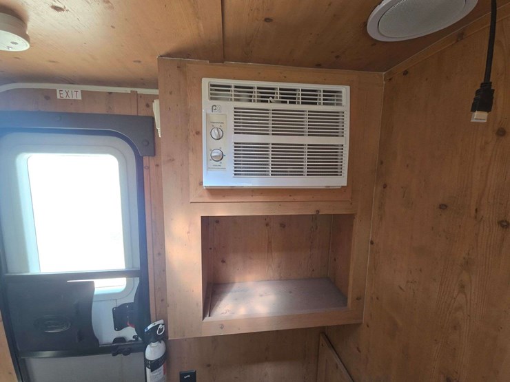 2022-sunray-109-travel-trailer-image-16