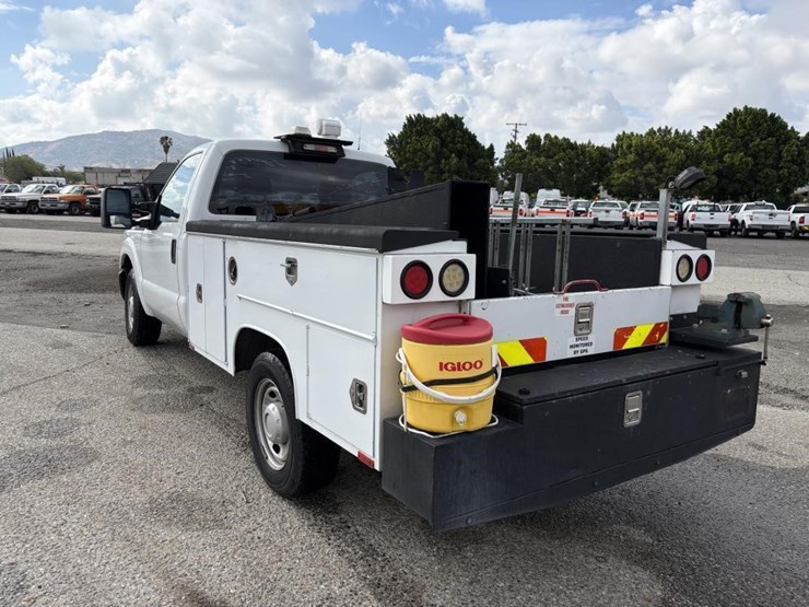 2013-ford-f250-image-4