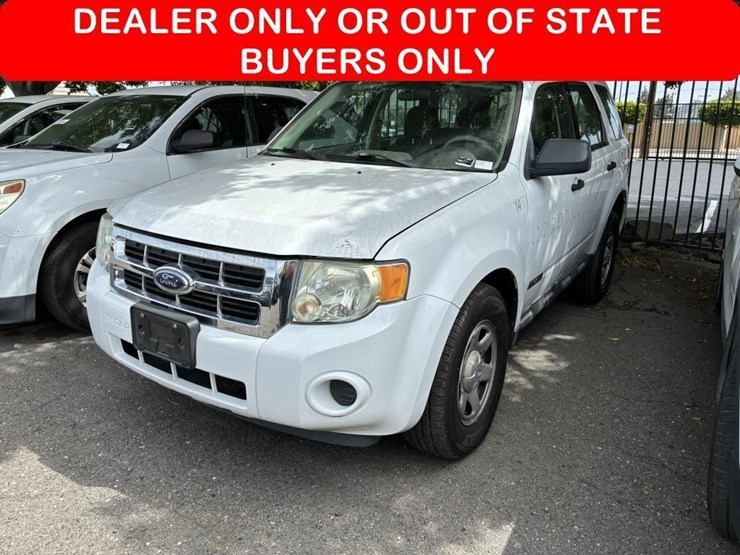 2008-ford-escape-image-1