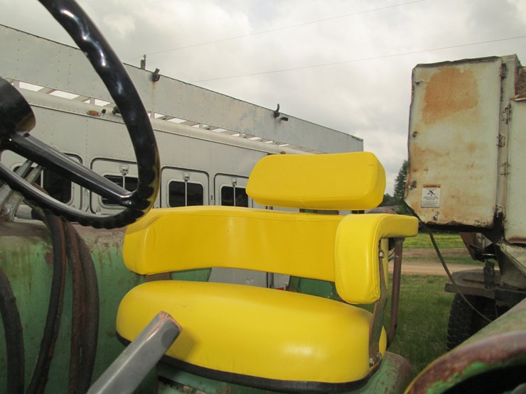 1963-john-deere-4010-image-38