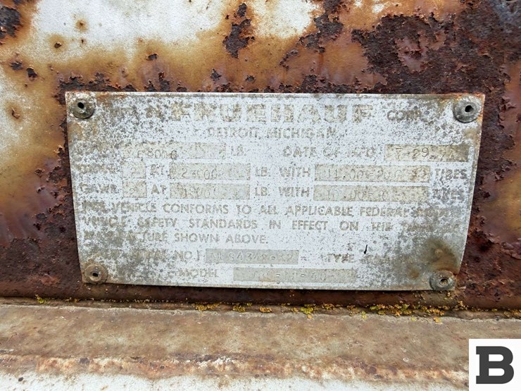 1974-fruehauf-trailer-image-10