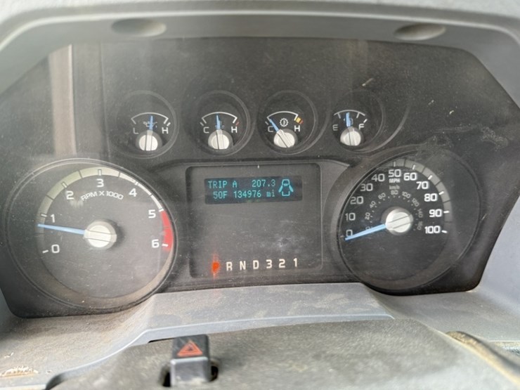 2015-ford-f550-sd-image-29