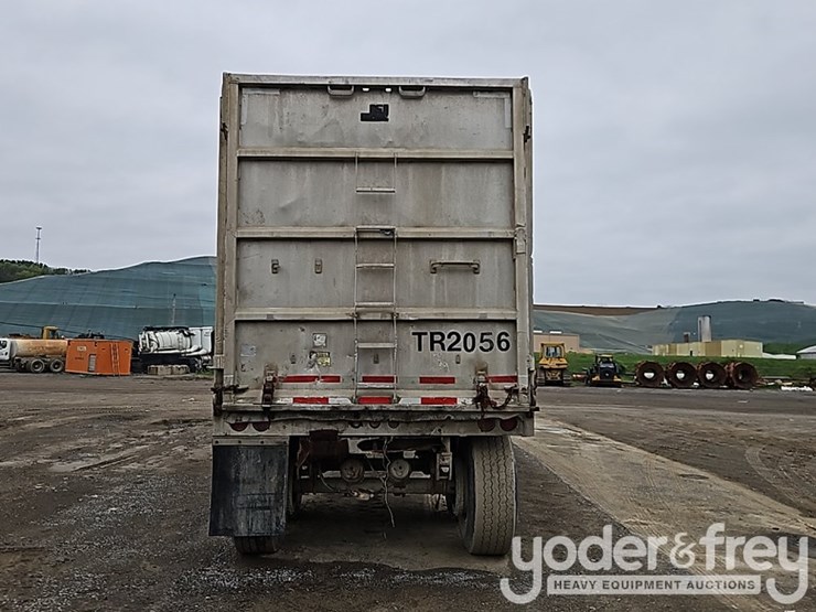 2007-j&j-transfer-trailer-attr-04,-tandem-axle-image-16