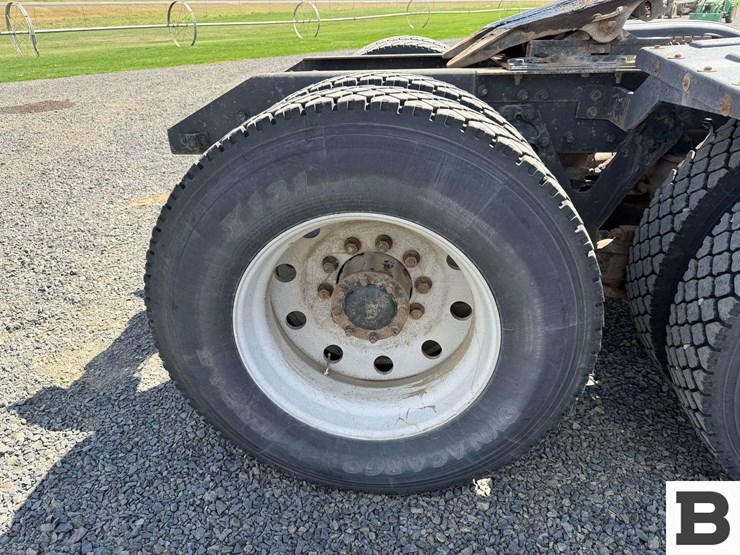 1998-kenworth-t800-image-29