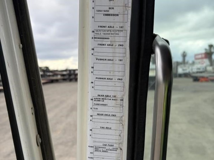 2011-autocar-xpeditor-image-19