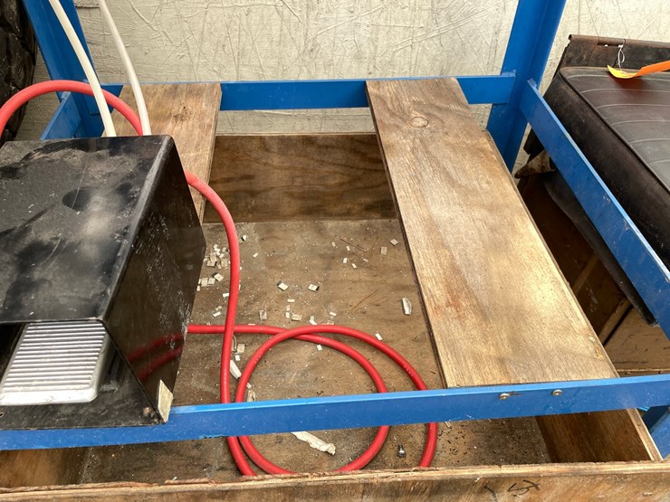 #10370-•-pneumatic-operated-punch-press-image-7