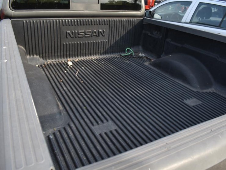 2008-nissan-frontier-image-7