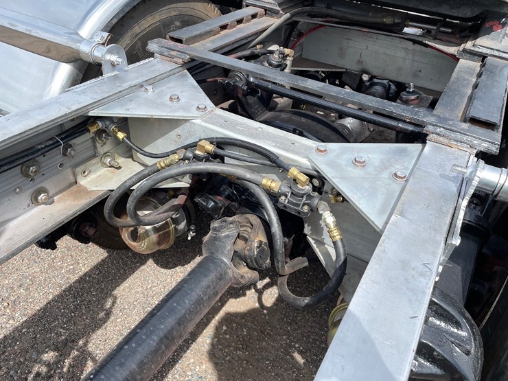 1970-peterbilt-358-image-33