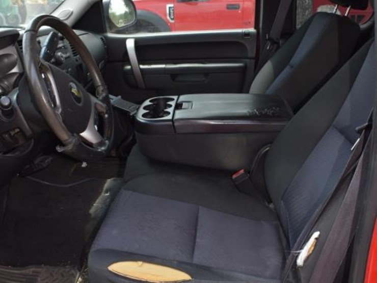 2011-chevrolet-1500-image-7