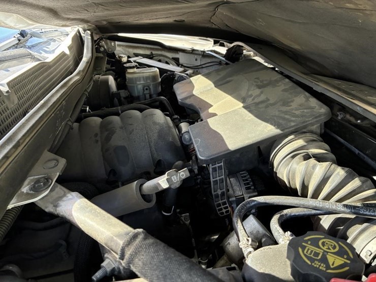 2015-chevrolet-silverado-1500-image-11