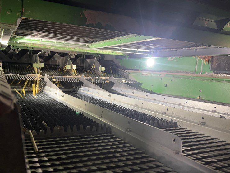 2023-john-deere-s780-image-13