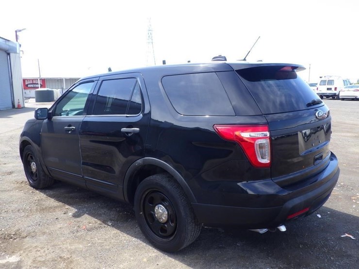 2014-ford-explorer-image-4