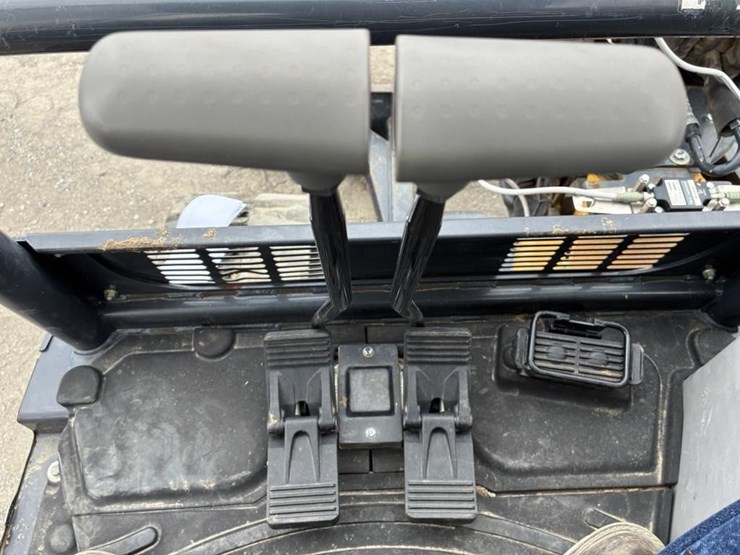 2020-deere-50g-image-17