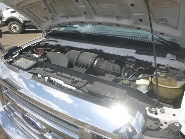 2008-ford-e450-image-13
