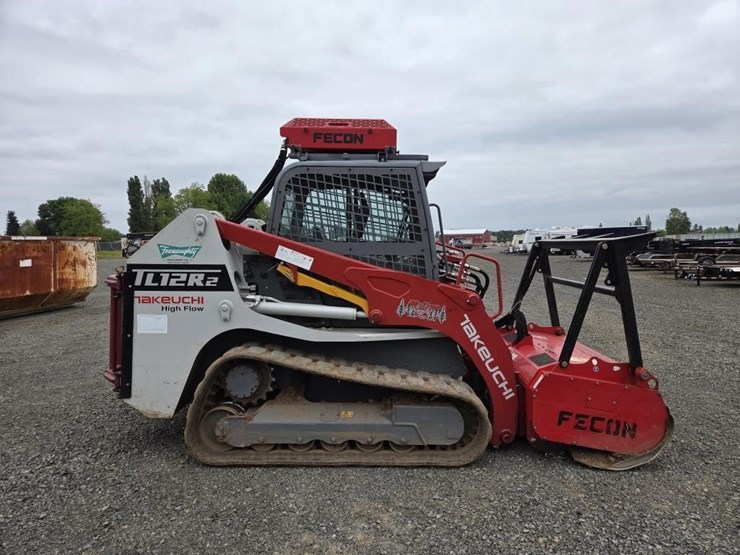 2022-takeuchi-tl12-image-4