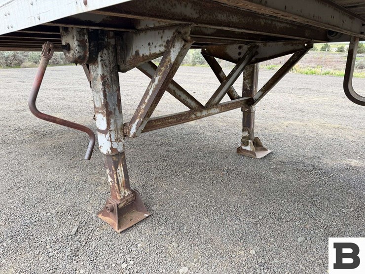 1974-fruehauf-trailer-image-14