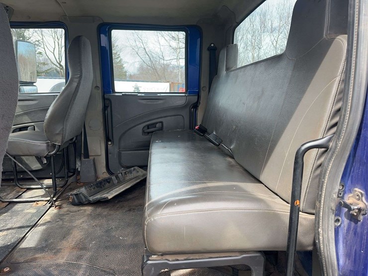 2016-international-4300-image-19