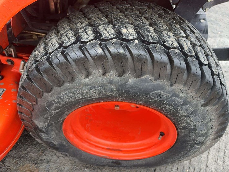 2019-kioti-cs2210-image-10