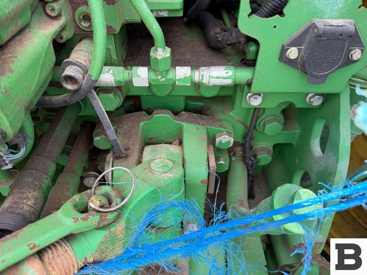 2013-john-deere-7200r-image-34