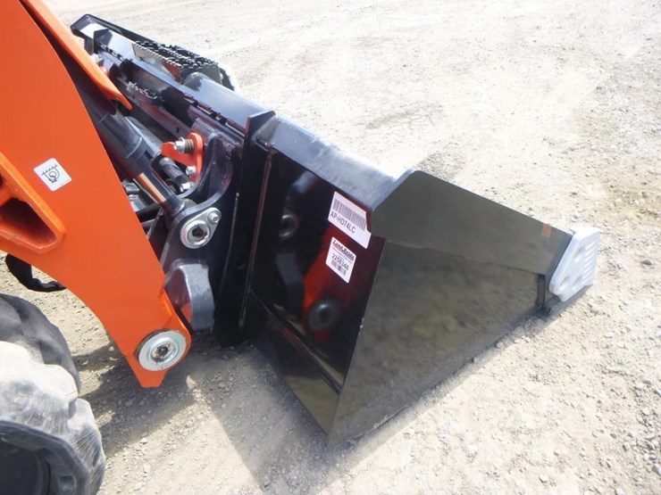 2024-kubota-svl75-3-image-11