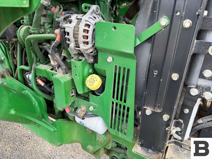 2015-john-deere-5075e-image-63