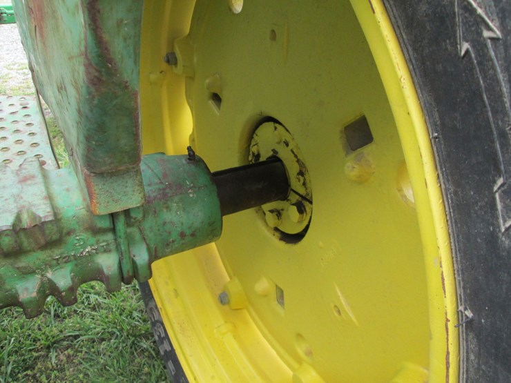 1967-john-deere-1020-image-13