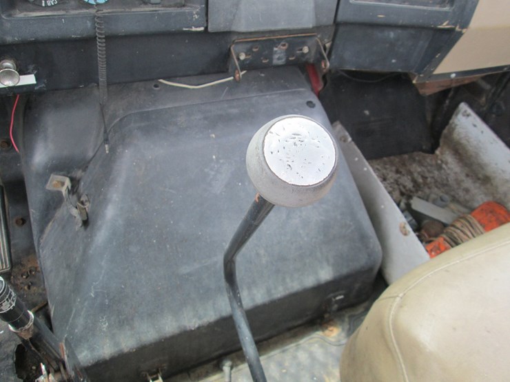 1990-international-4900-image-56