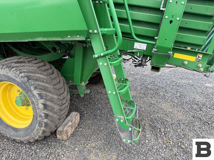2015-john-deere-l340-image-46