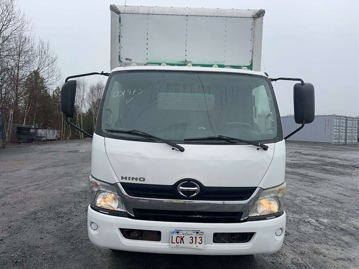 2020-hino-195-image-2