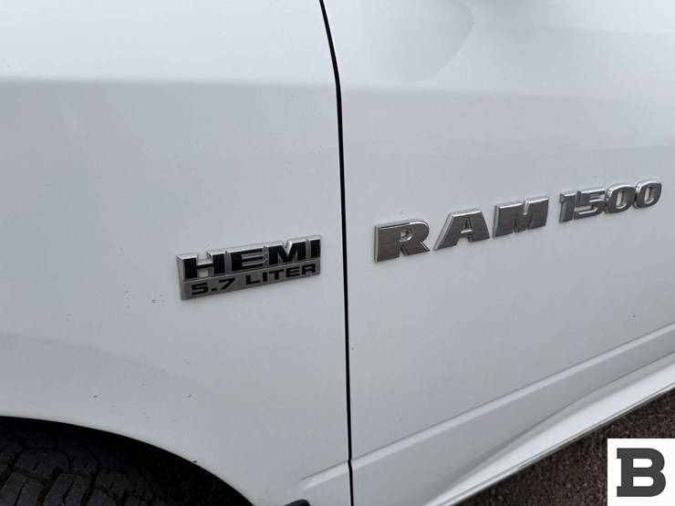 2011-dodge-ram-1500-image-11