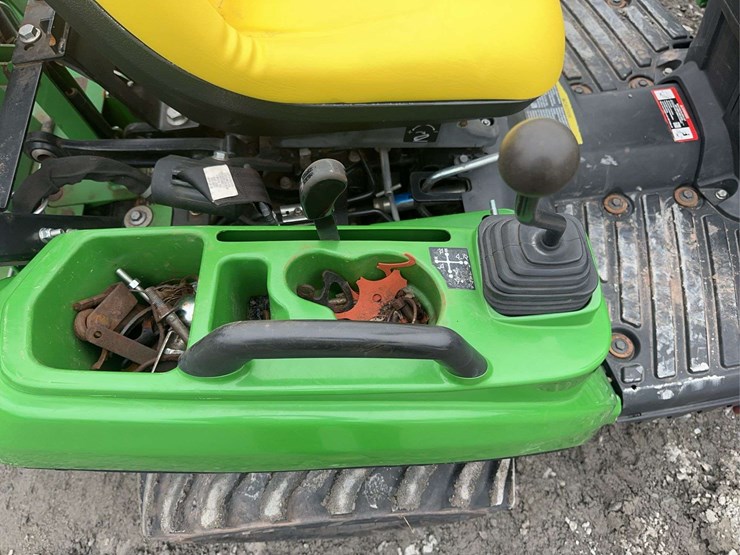 john-deere-1023e-image-22