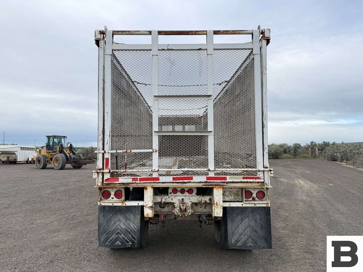 1983-fruehauf-open-top-image-4