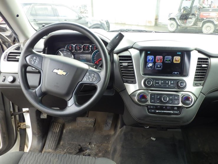 2019-chevrolet-tahoe-image-9