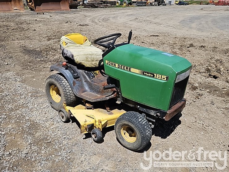 john-deere-185-image-6