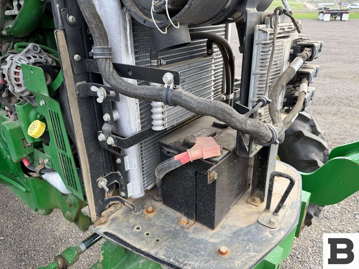 2015-john-deere-5075e-image-61